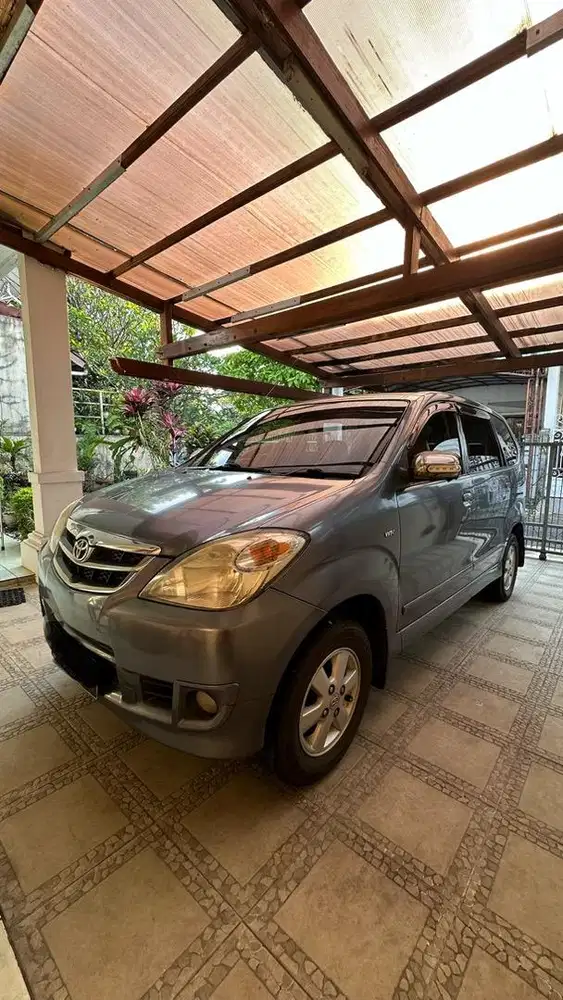 Toyota Avanza 2011 Bensin