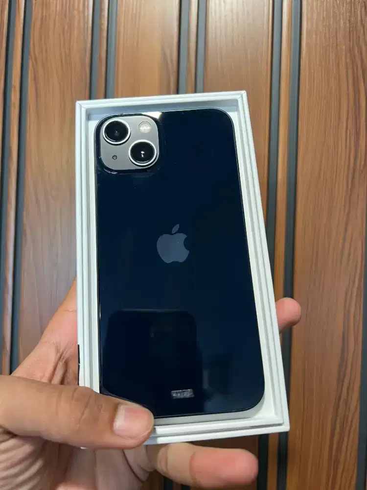 iPhone 13 basic midnight 128gb iBox