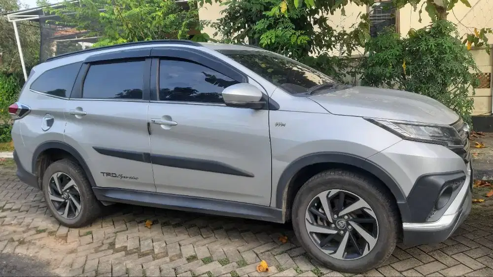 Mobil Bekas Rush 2019