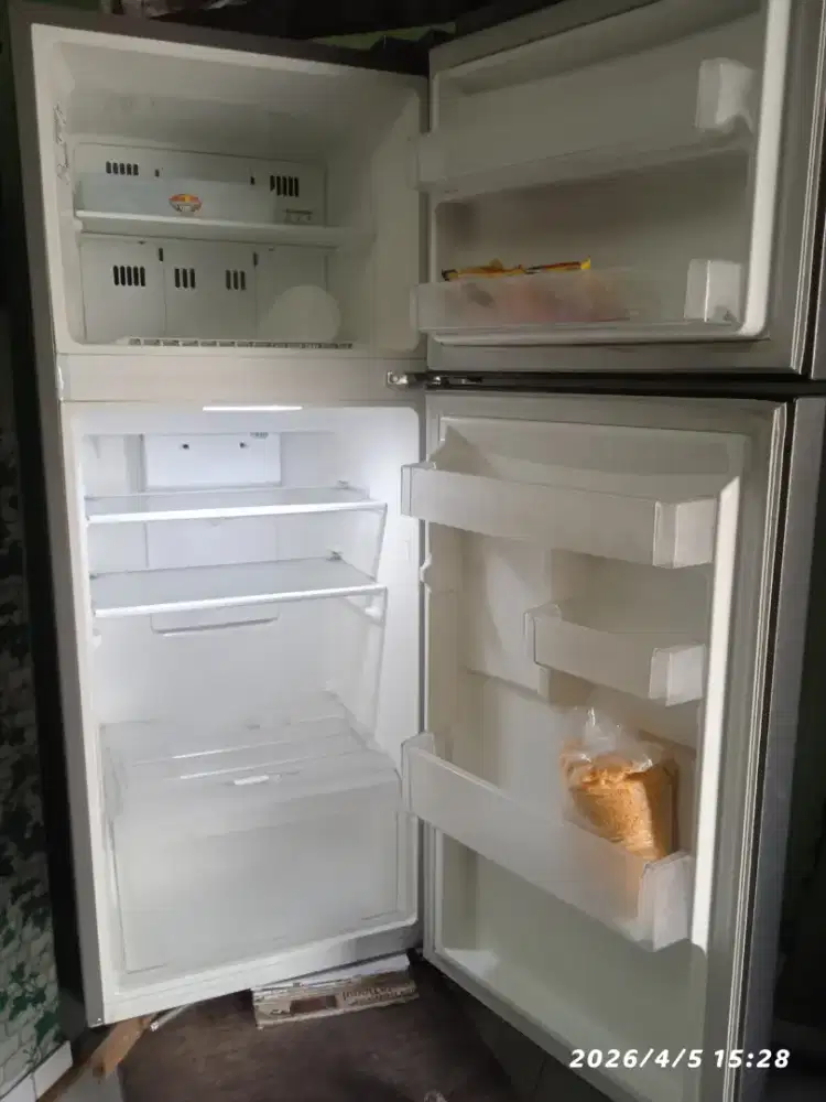 Kulkas LG smart inverter