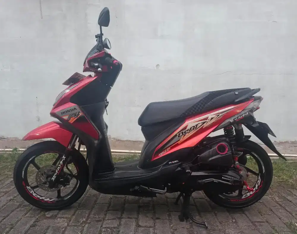 Motor Beat Bekas