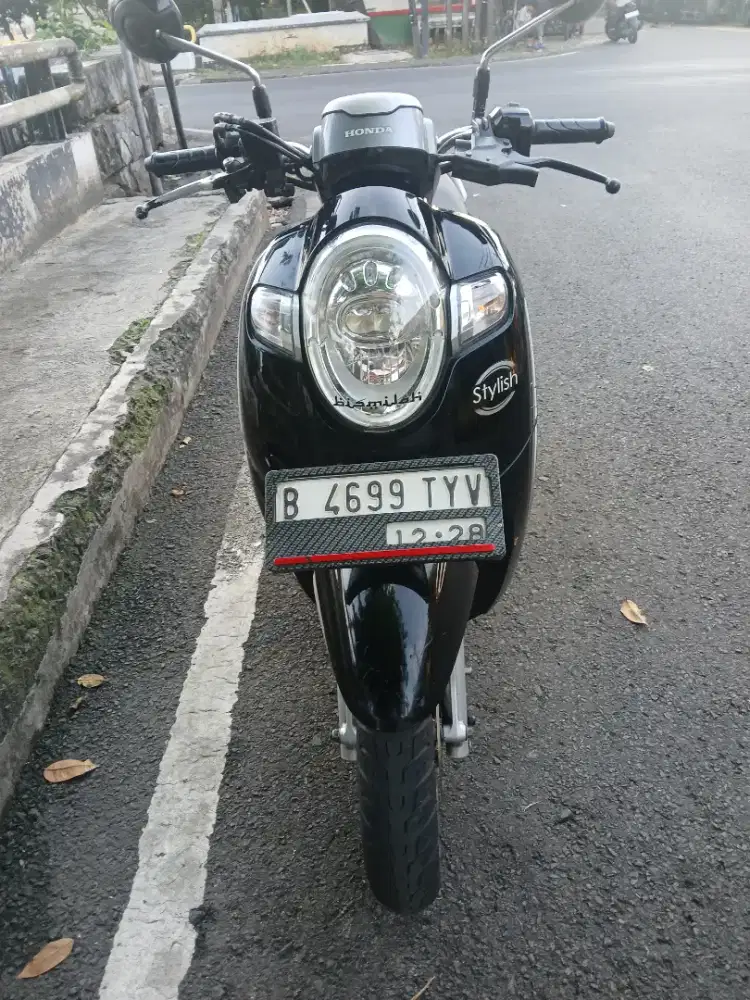 Honda scoopy stylis 2018