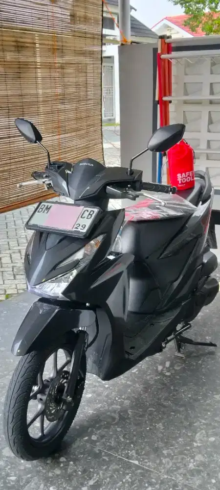 Honda Beat Deluxe Black