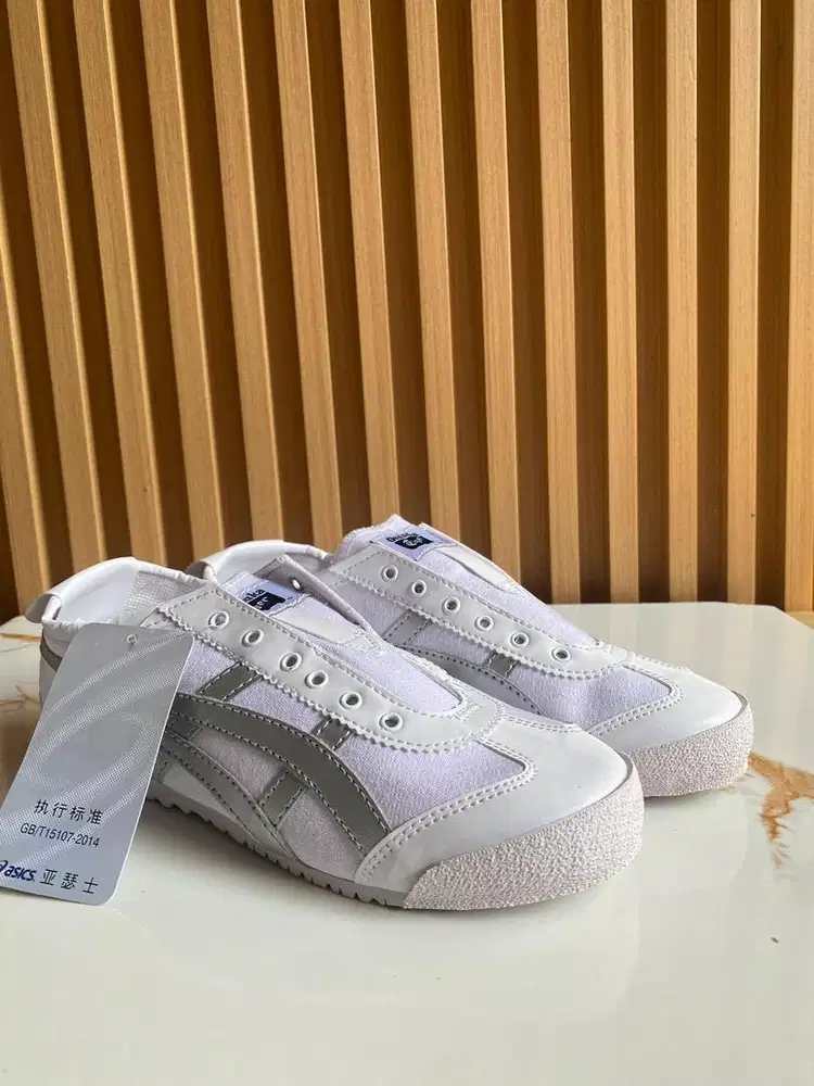 onitsuka tiger 66