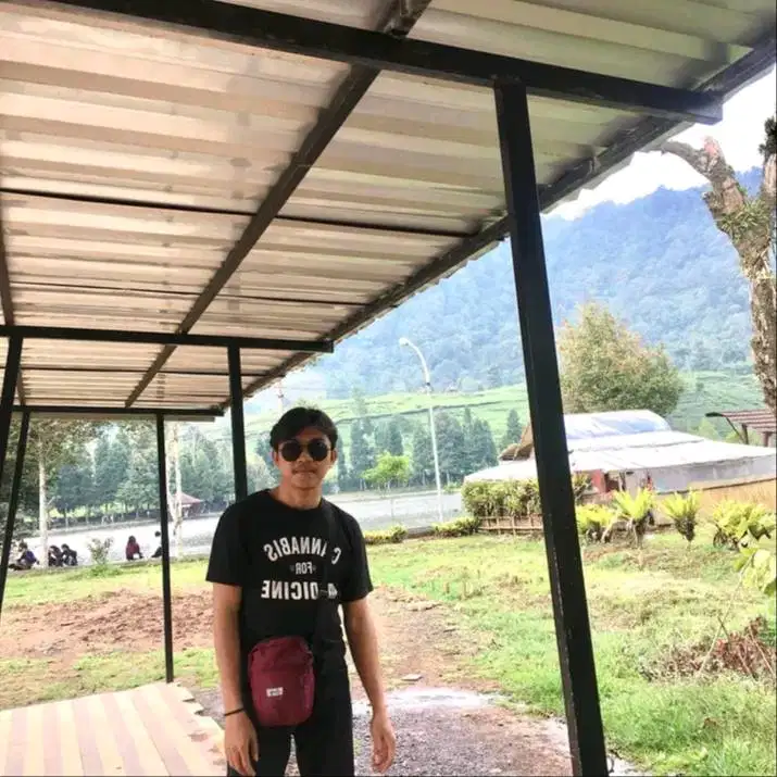 Mencari pekerjaan apa saja