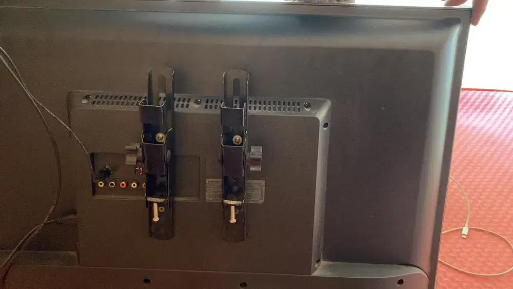 Tv Samsung 32 inch komplit