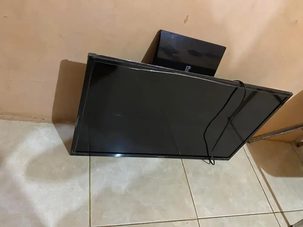 Tv Samsung 32 inch komplit