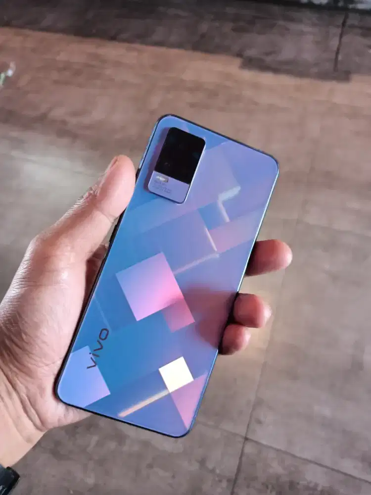 vivo v21 8/128 hp aja