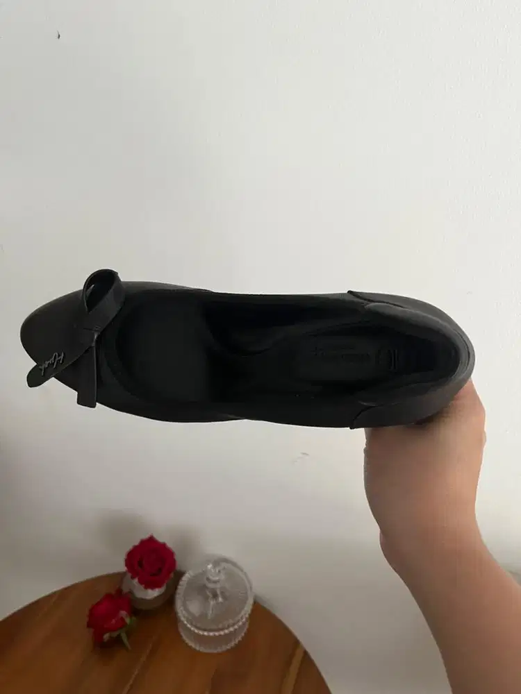 Sepatu kantor heels hush puppies