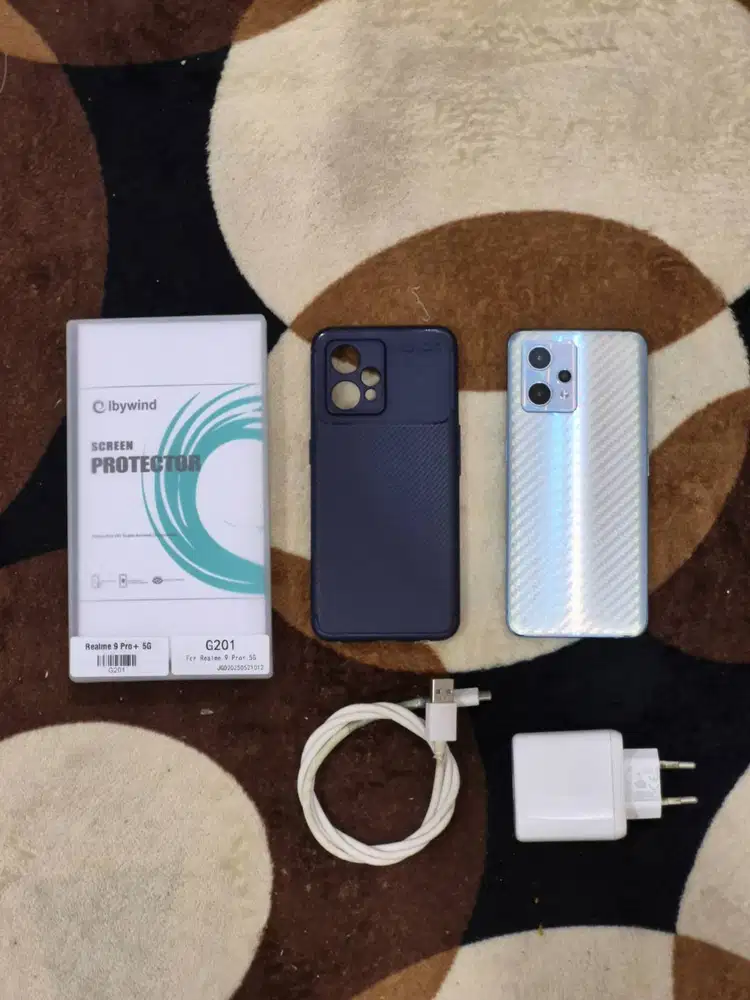 Dijual HP Realme 9 Pro+ 5G 8/256 GB