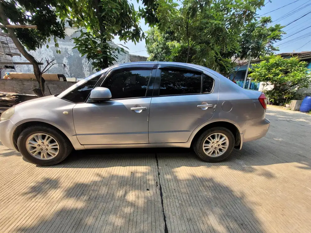 Suzuki Neo Baleno 2008 Bensin