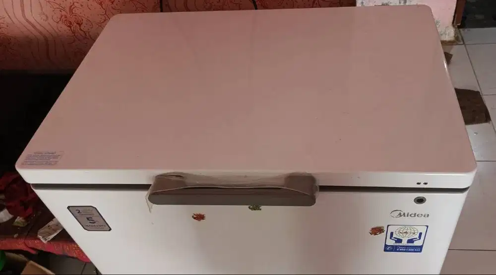 Freezer ikan atau daging