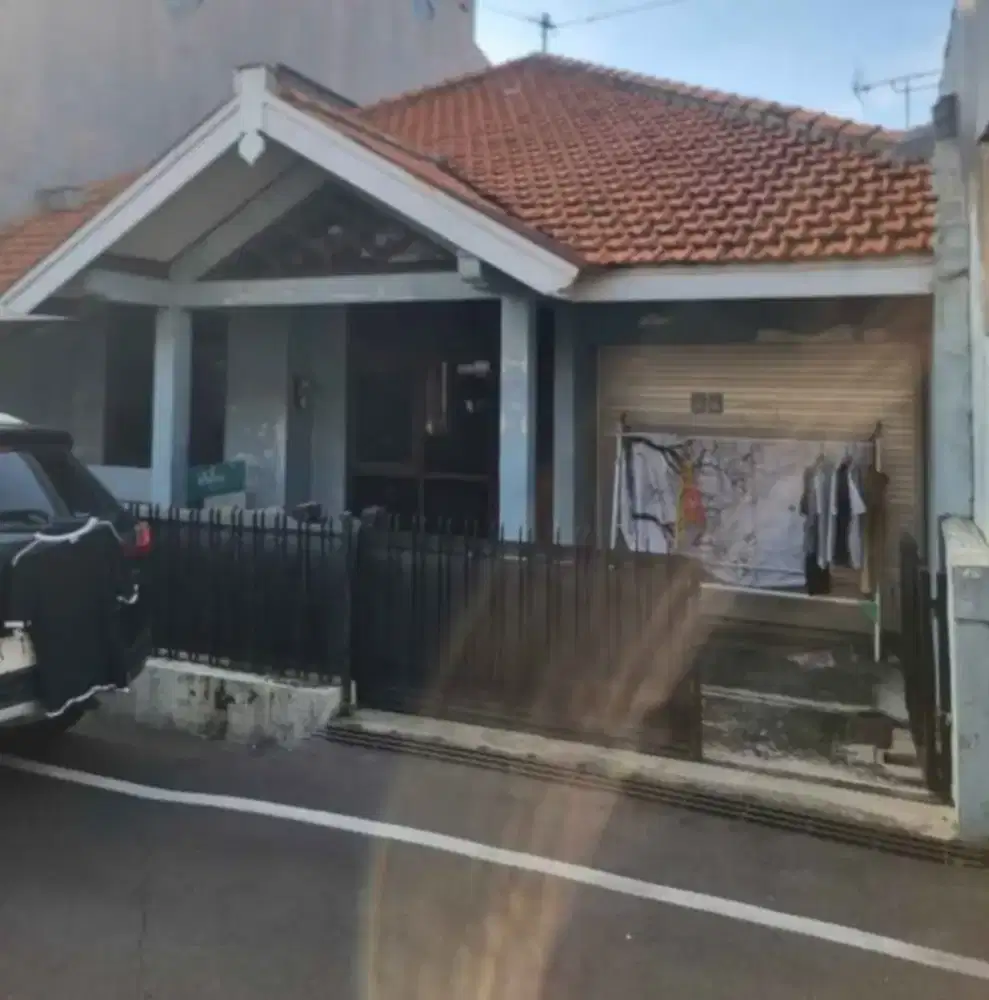 RUMAH TENGAH KOTA MUGAS PANDANARAN SIMPANGAN LIMA