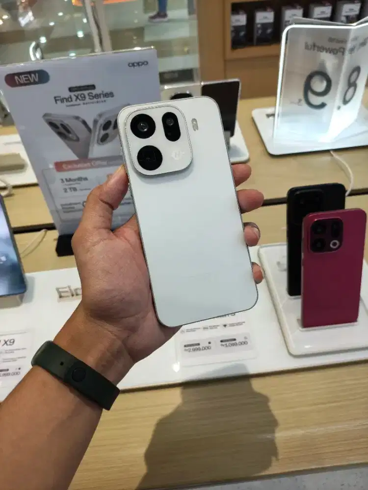 Oppo Find X9 Pro Ready tipis New Garansi Resmi