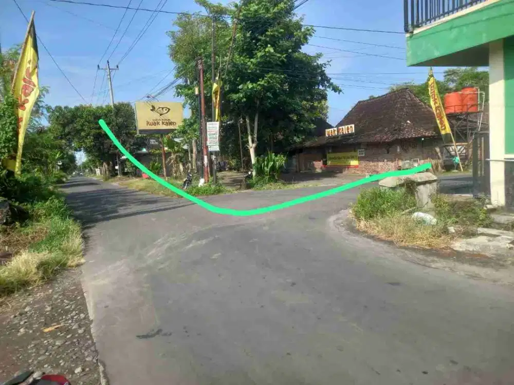 DIJUAL TANAH ADA BANGUNAN BEKAS IWAK KALEN GODEAN