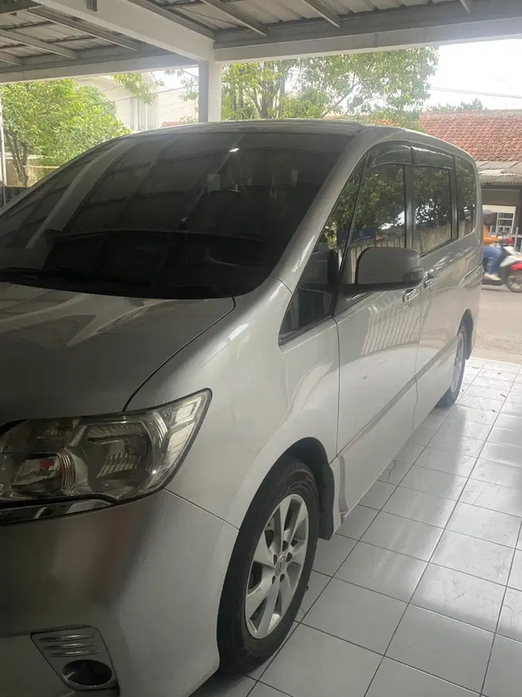 KM 90.000 | 1 Tangan | Nissan Serena 2013 Bensin
