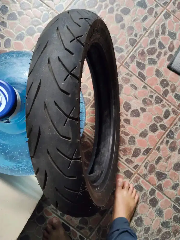 Ban motor 90/90-14 non tubles