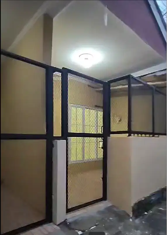 Disewakan Rumah 2 KT – Batu Ampar Kramat Jati, Jaktim – Akses Bagus!