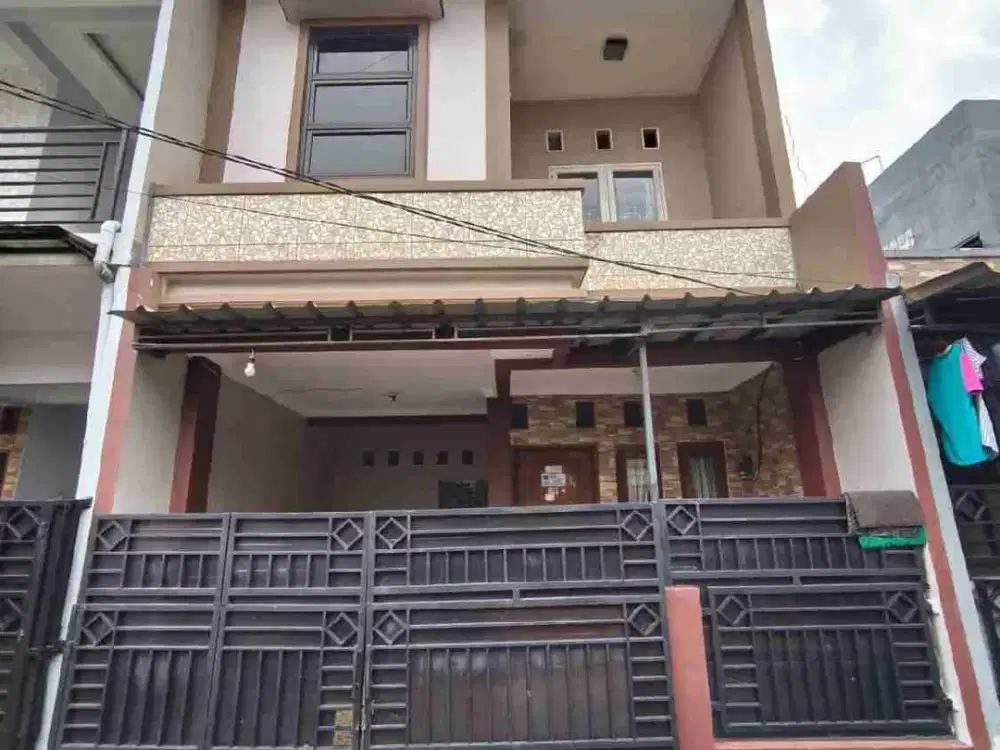 rumah siap huni 4 kamar tidur di Kramat jati jakarta timur