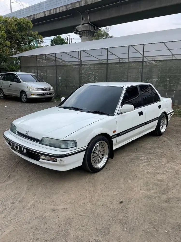 Honda Grand Civic 1990 M/T