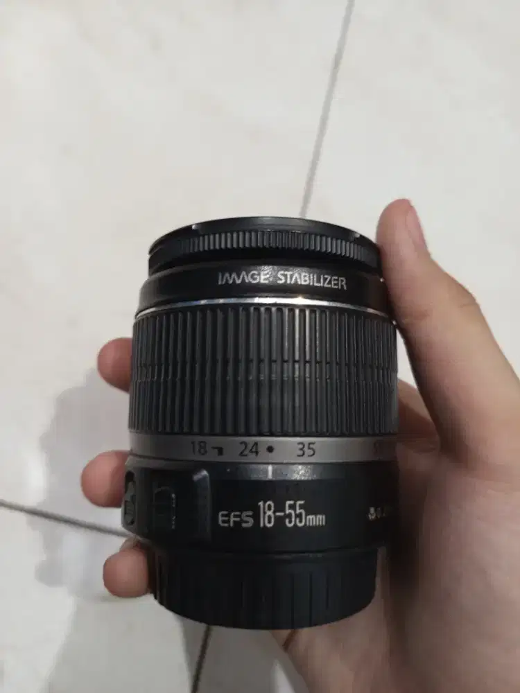 Lensa efs 18-55mm IS minus