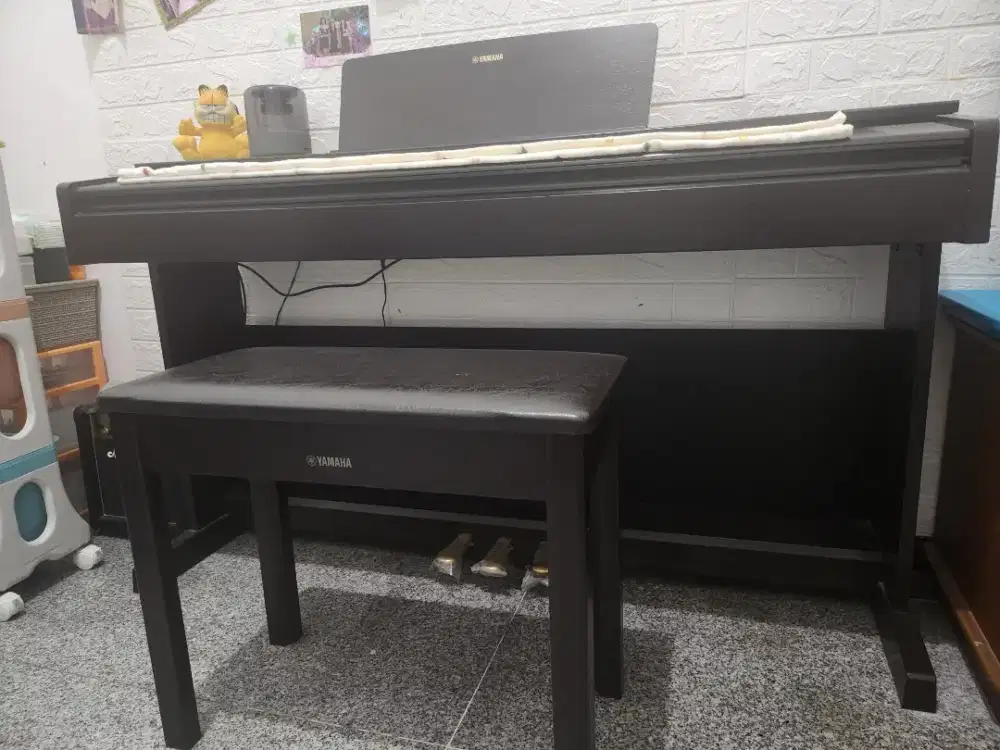 Digital Piano Yamaha Arius