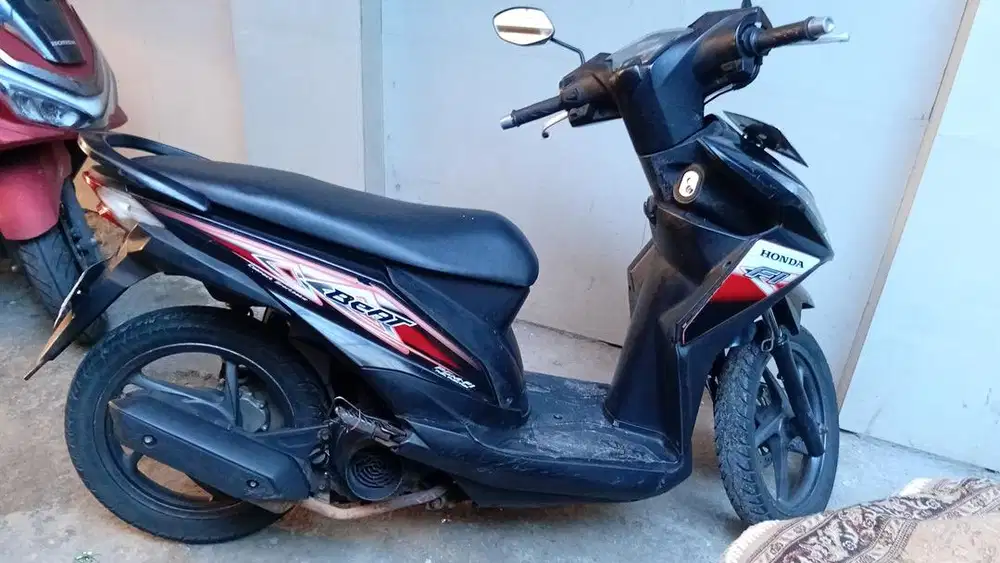 JUAL MOTOR SECOND BEAT HITAM MERAH 2016