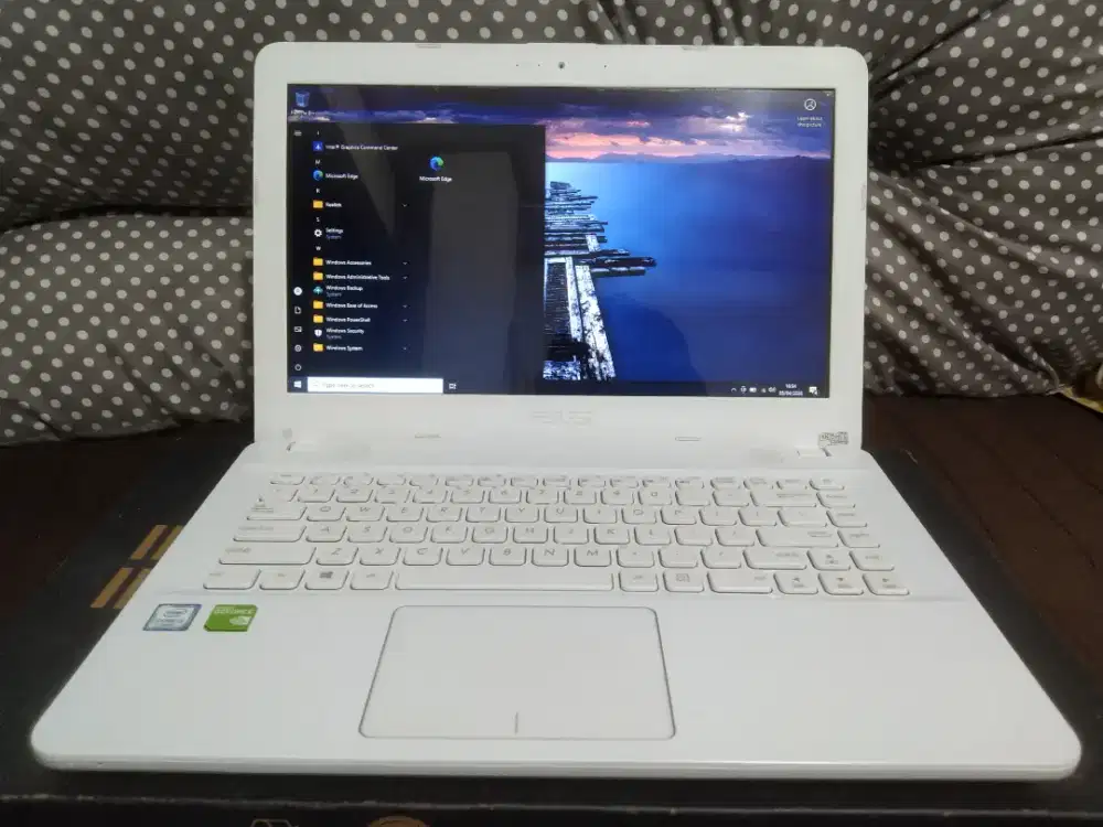 Game/Desain ASUS Vivobook Core i3 Ram 8Gb drr4 Ssd 256Gb Nvidia 920Mx