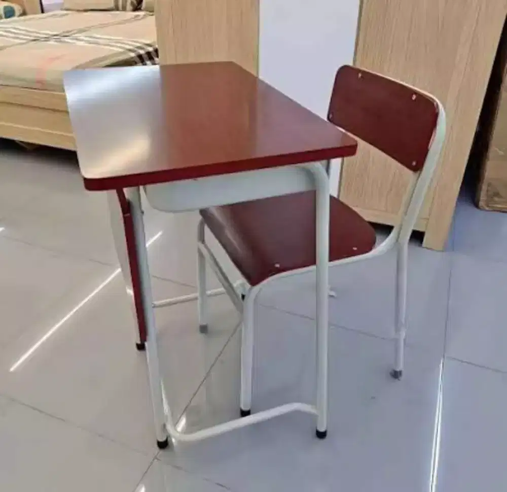 Meja sekolah set