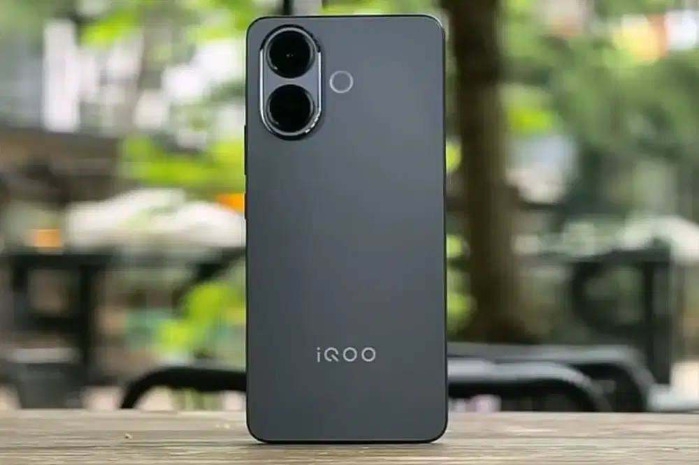 IQOO Z10R 12/256 Black (type tertinggi)