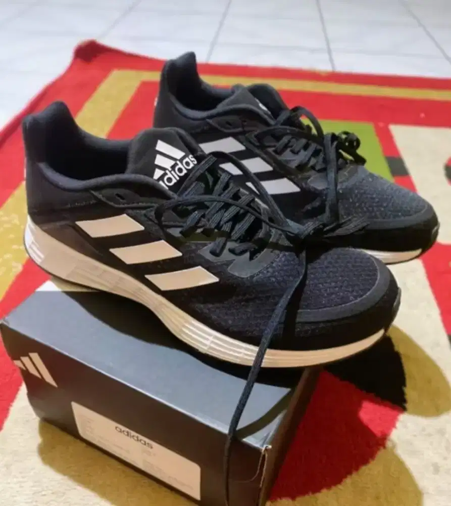 Sepatu lari adidas duramo sl