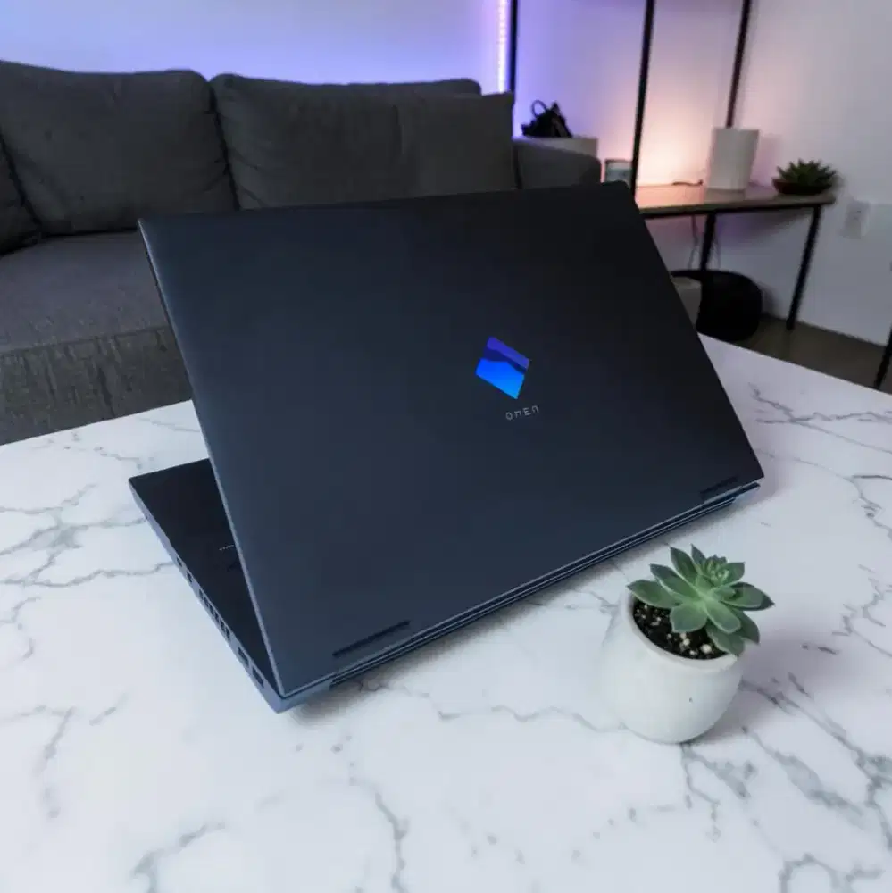 HP OMEN 15 F07 RGB EK000xx[RAM 16GB/SSD 1Tb VGA NVIDIA RTX ]