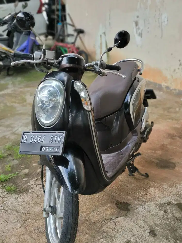 Honda Scoopy 2015