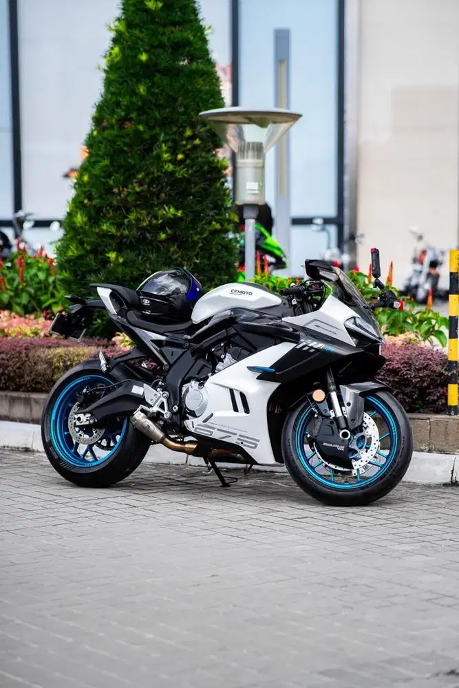 DIJUAL CFMOTO 675SRR