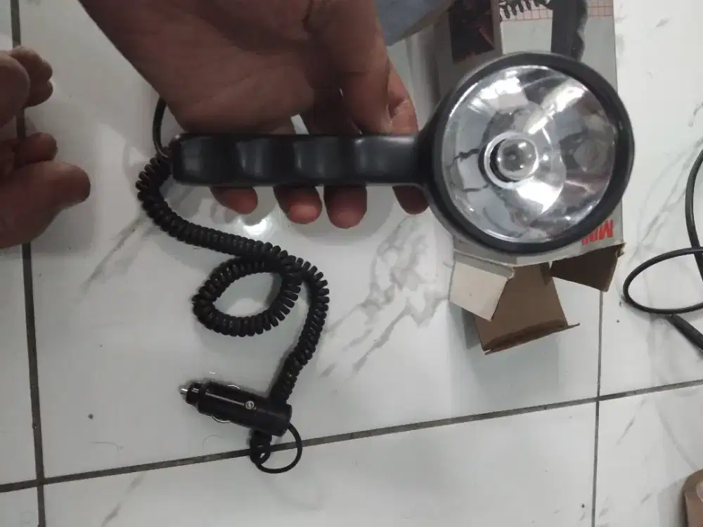 MINI SPOTLIGHT 12v DC
