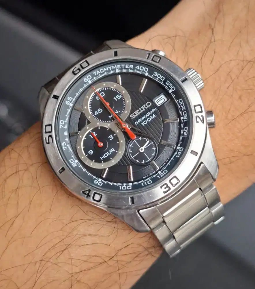 Seiko ssb187p1 chronograph
