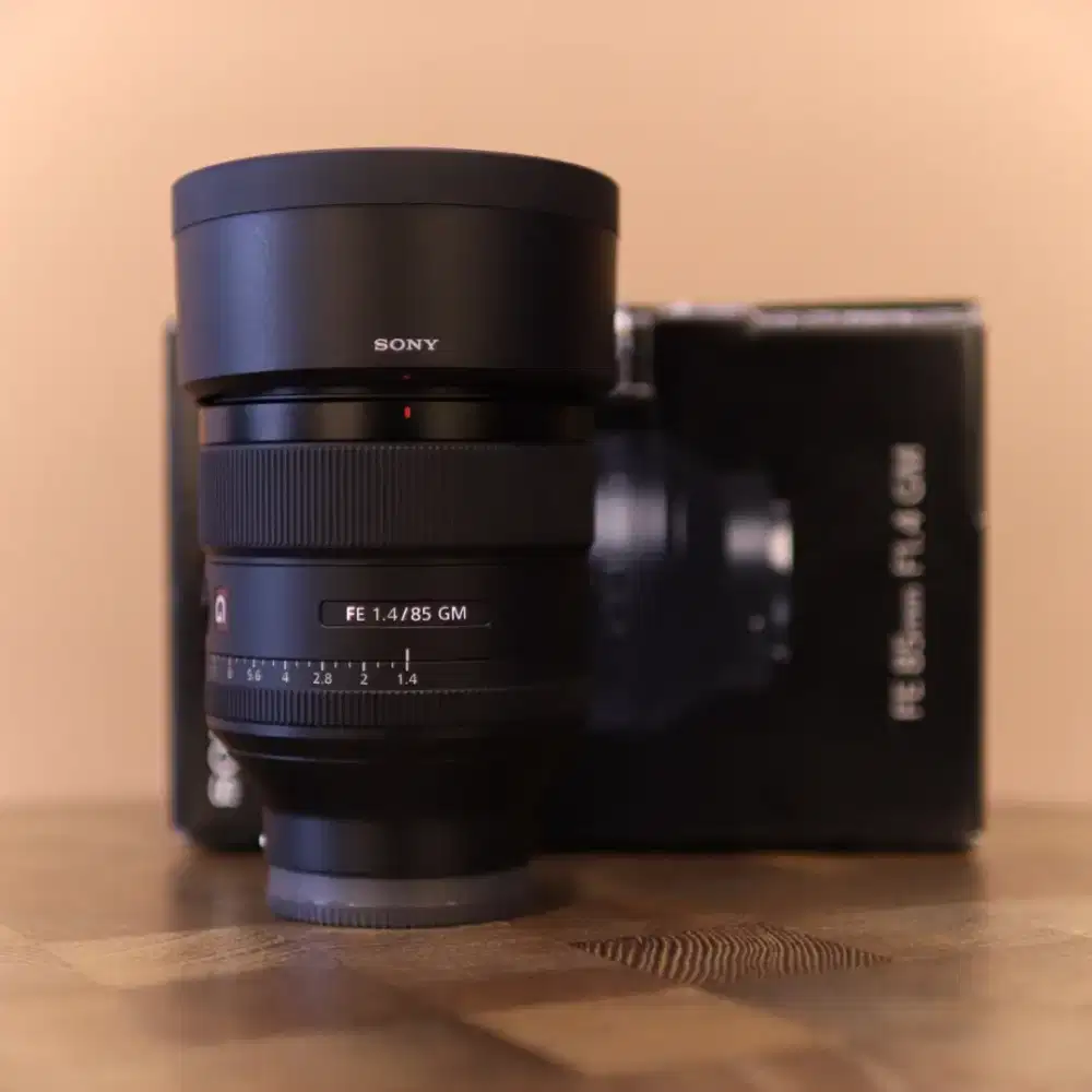 SONY FE 85MM F1.4 GM FULLSET GOOD CONDITIONS