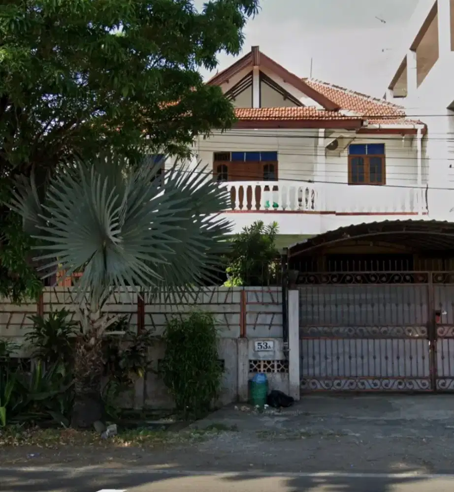 DISEWAKAN Rumah Besar Dua Lantai Jl. Adi Sucipto