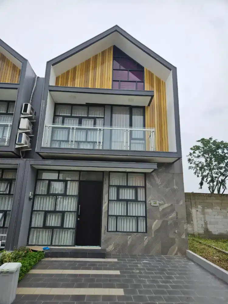 Disewakan rumah baru 2 Lantai di Golden City Bekasi