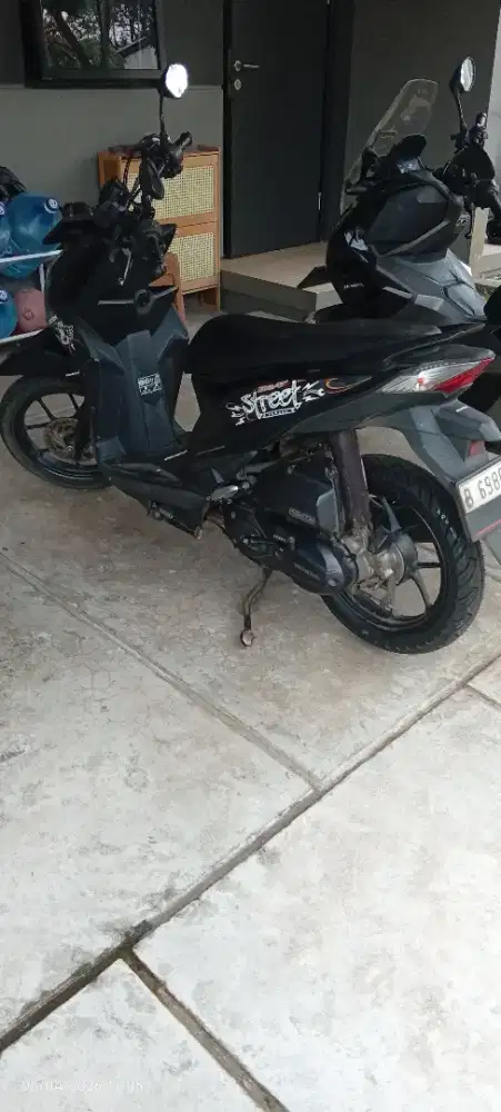 DIJUAL CEPAT! HONDA BEAT STREET 2022