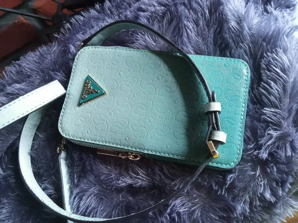 Tas selempang guess original