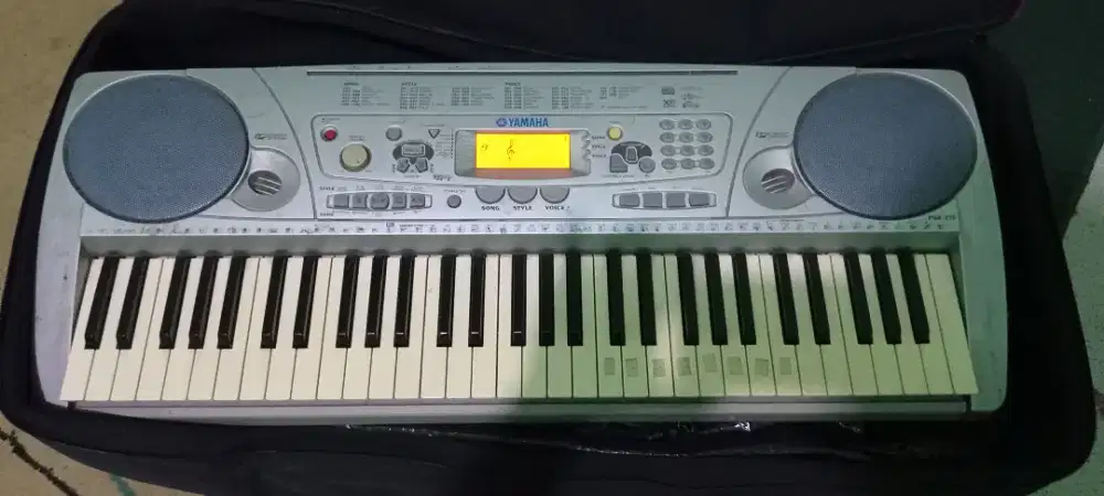 Keyboard yamaha PSR 275