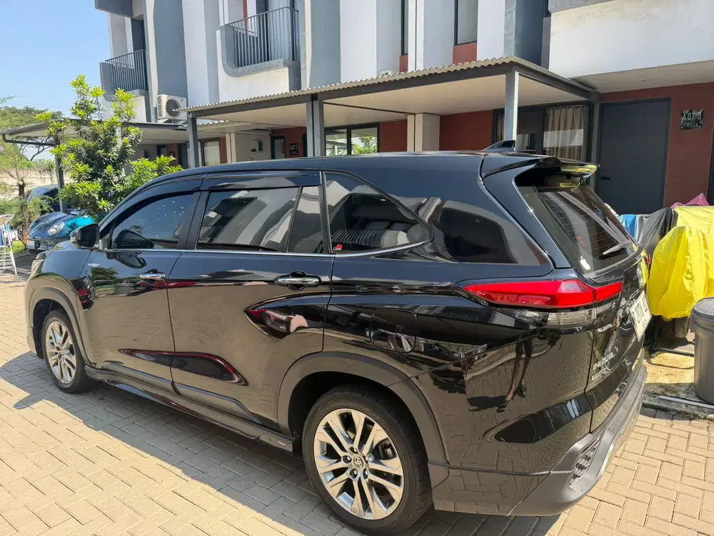 Toyota Kijang Innova 2023 Hybrid