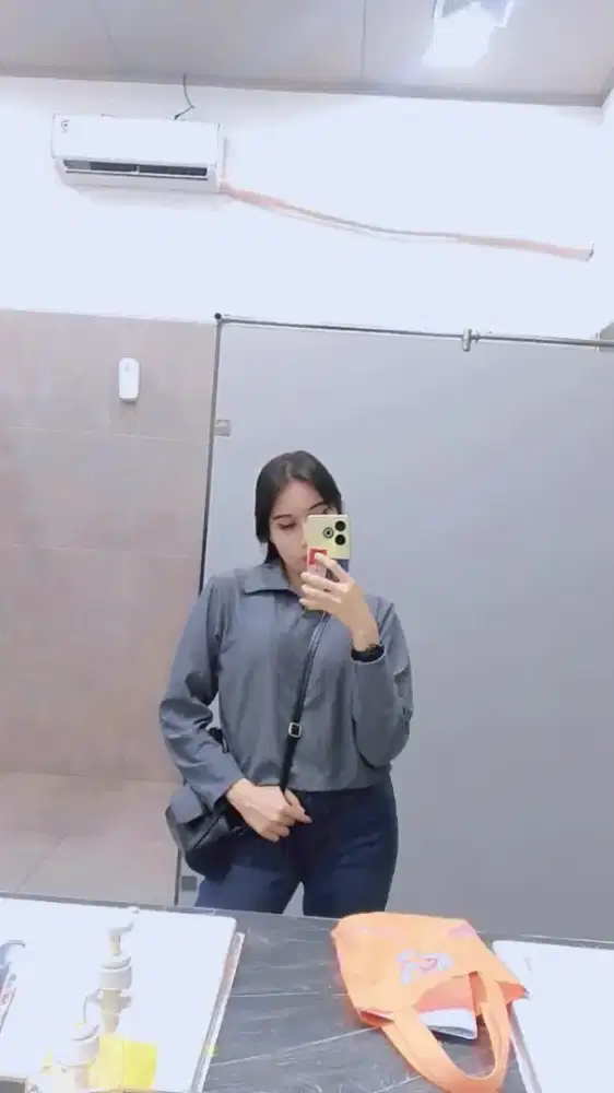 Cari pekerjaan SPG/kasir/waiters