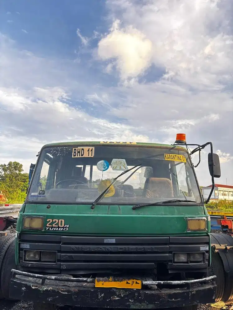 Head Traktor Nisan BTX