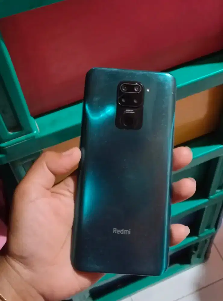 Redmi Note 9 ram 4+1/64.