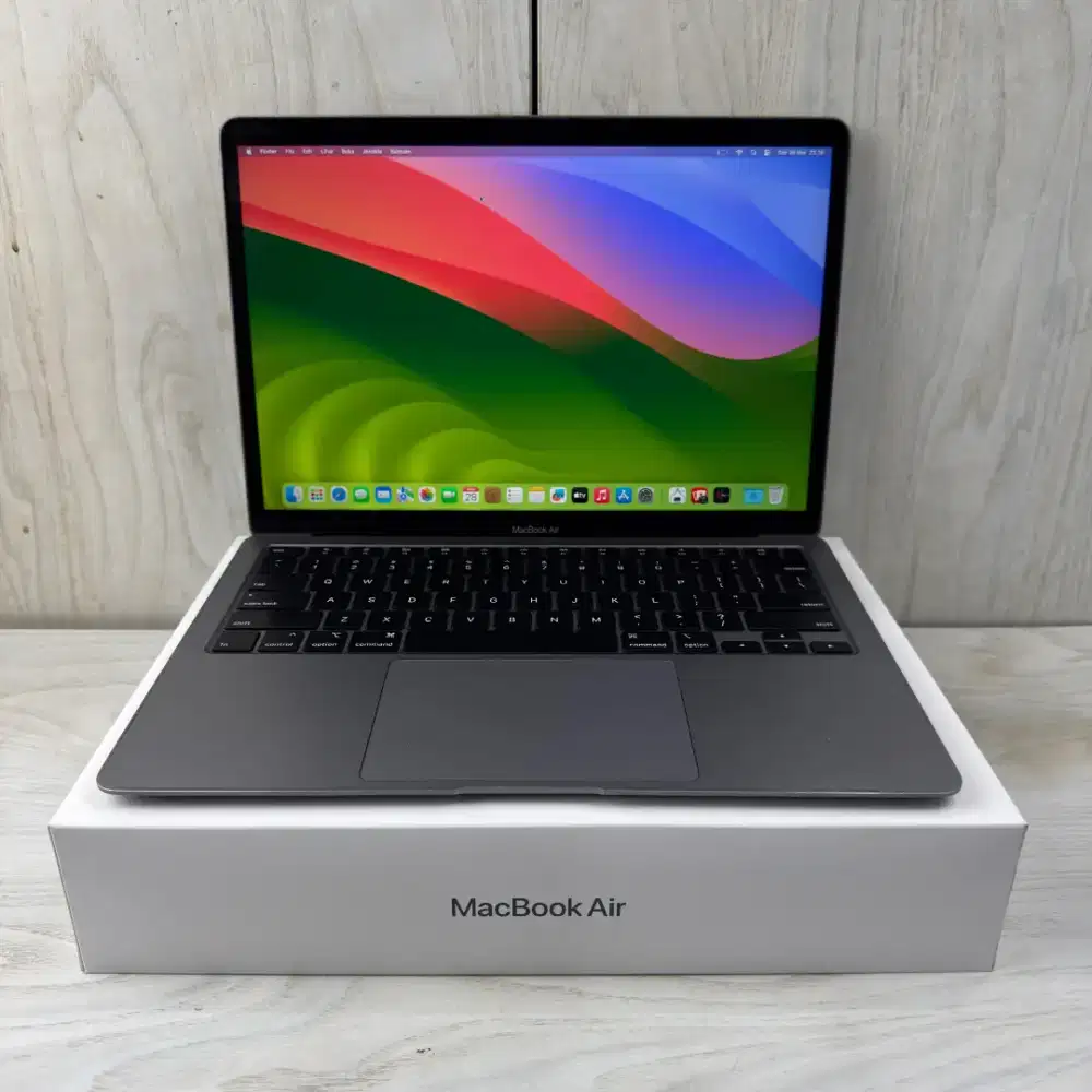 Macbook Air 2020 Ram 8 Ssd 512 Layar 13 inch Core I7 Space Grey