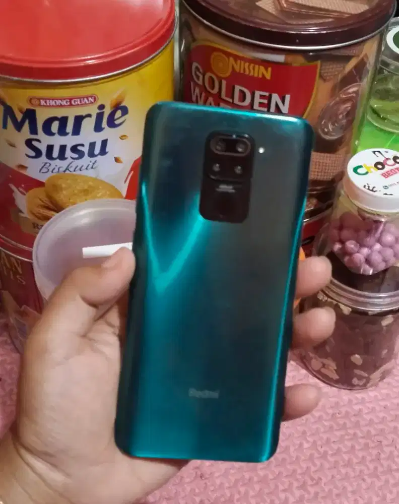 Redmi Note 9 ram 4+1/64.