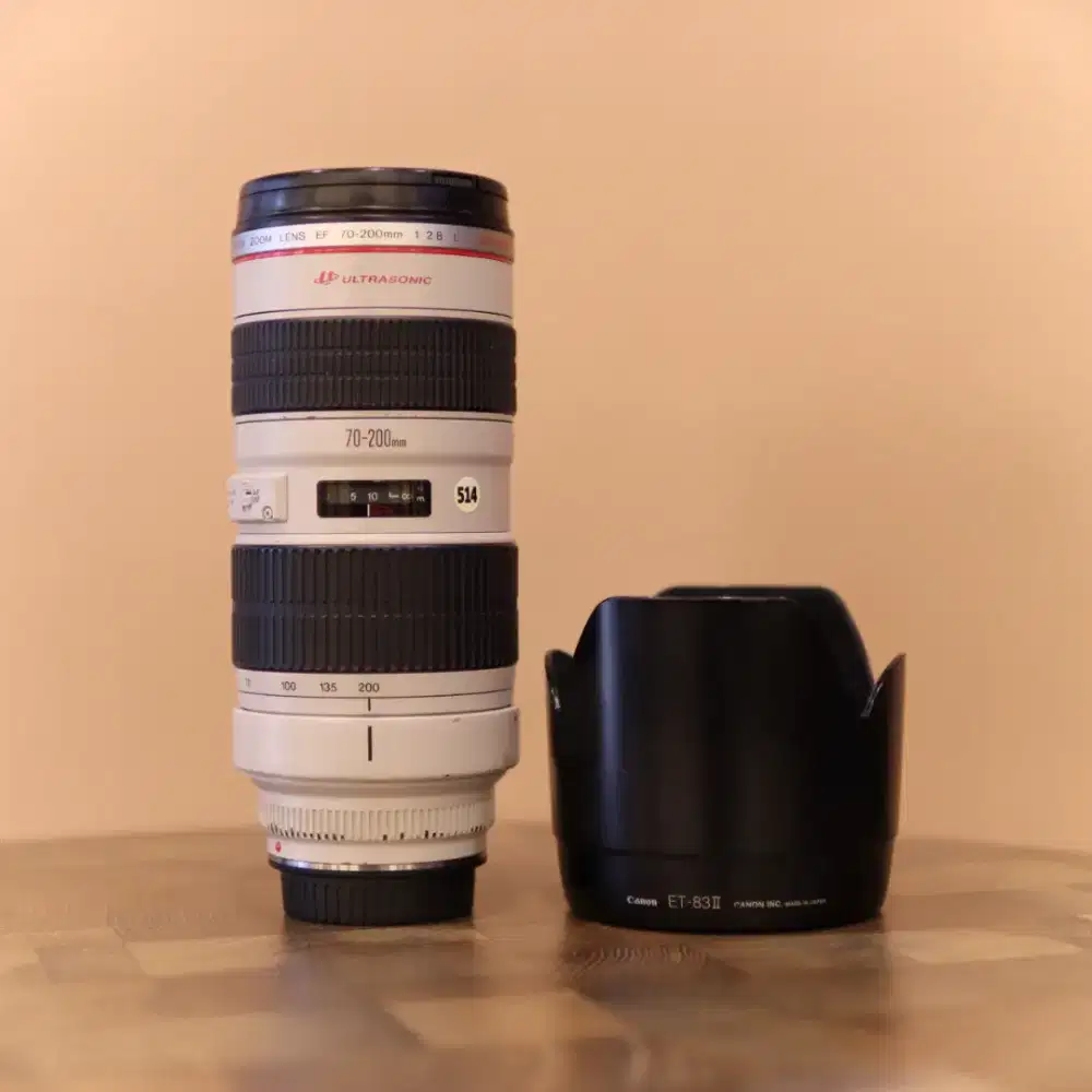 CANON EF 70-200MM F2.8 L USM GOOD CONDITIONS