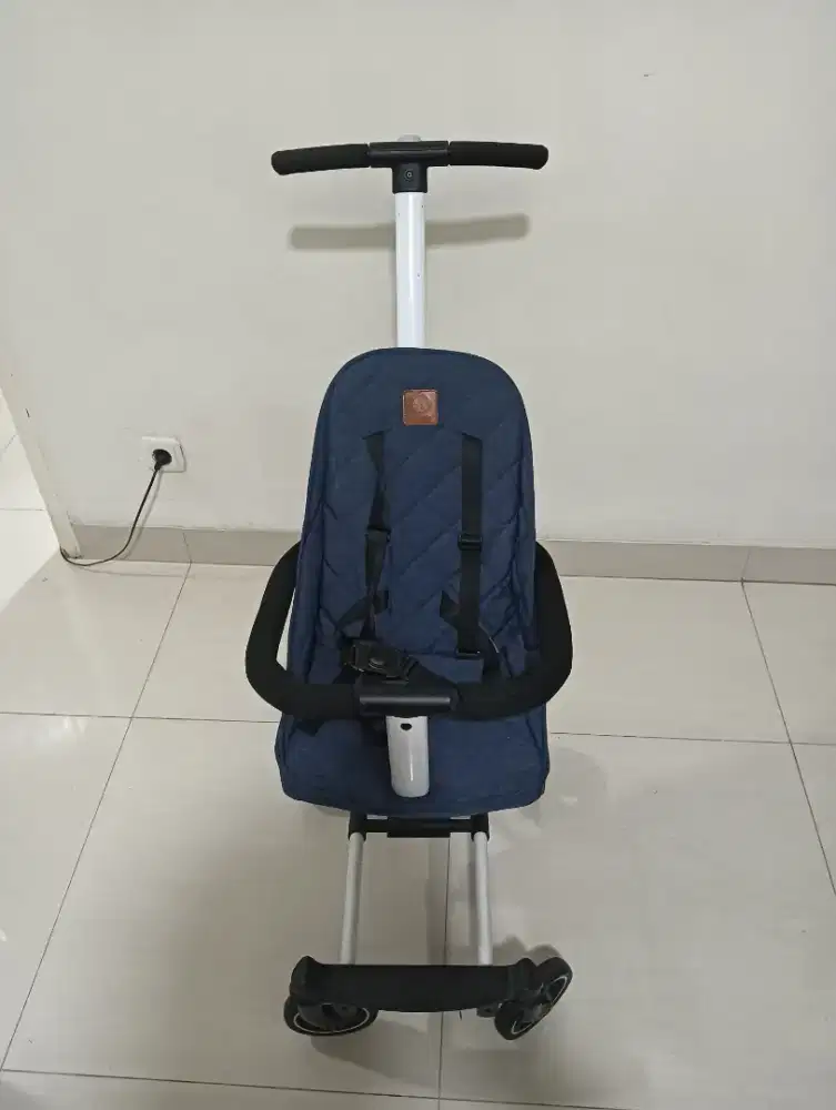 DIJUAL STROLLER BABYELLE 1-6 THN